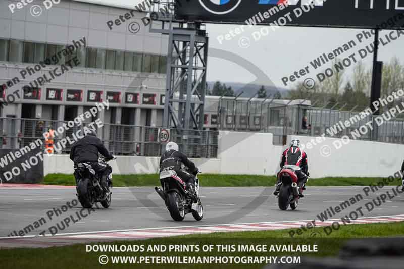 donington no limits trackday;donington park photographs;donington trackday photographs;no limits trackdays;peter wileman photography;trackday digital images;trackday photos